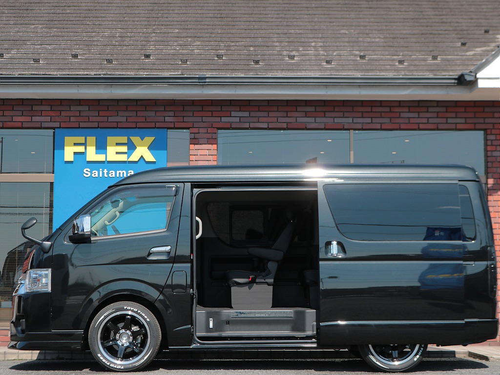 広々とした開口部により乗り降りが楽々です☆