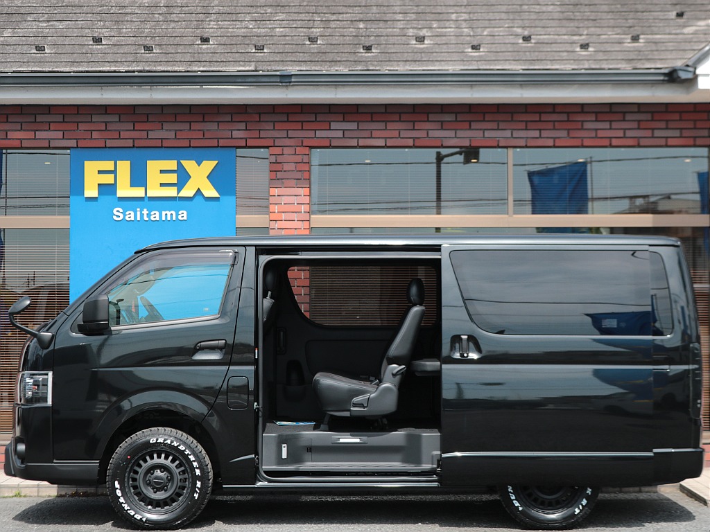 広々とした開口部により乗り降りも楽々☆