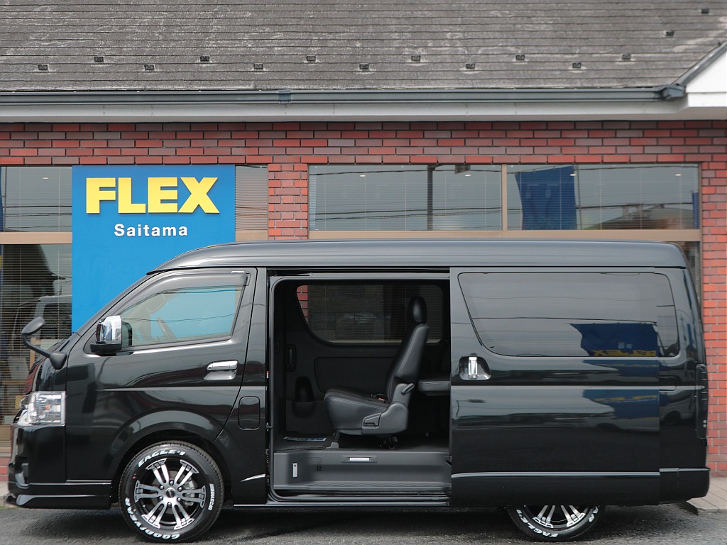 広々とした開口部により乗り降りが楽々☆