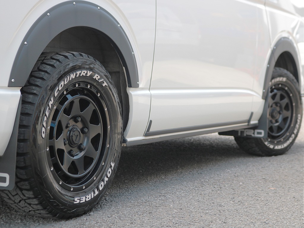 レオウィング16インチアルミホイール×TOYO オープンカントリーR/Tタイヤ☆