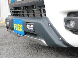 TRDフロントスポイラーはLEDデイライト付きでオフロードスタイルの象徴です☆