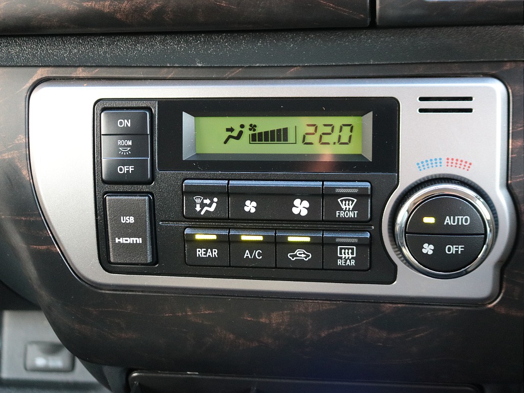 ご来店希望の方はご予約制となります！お気軽にお電話ください！！