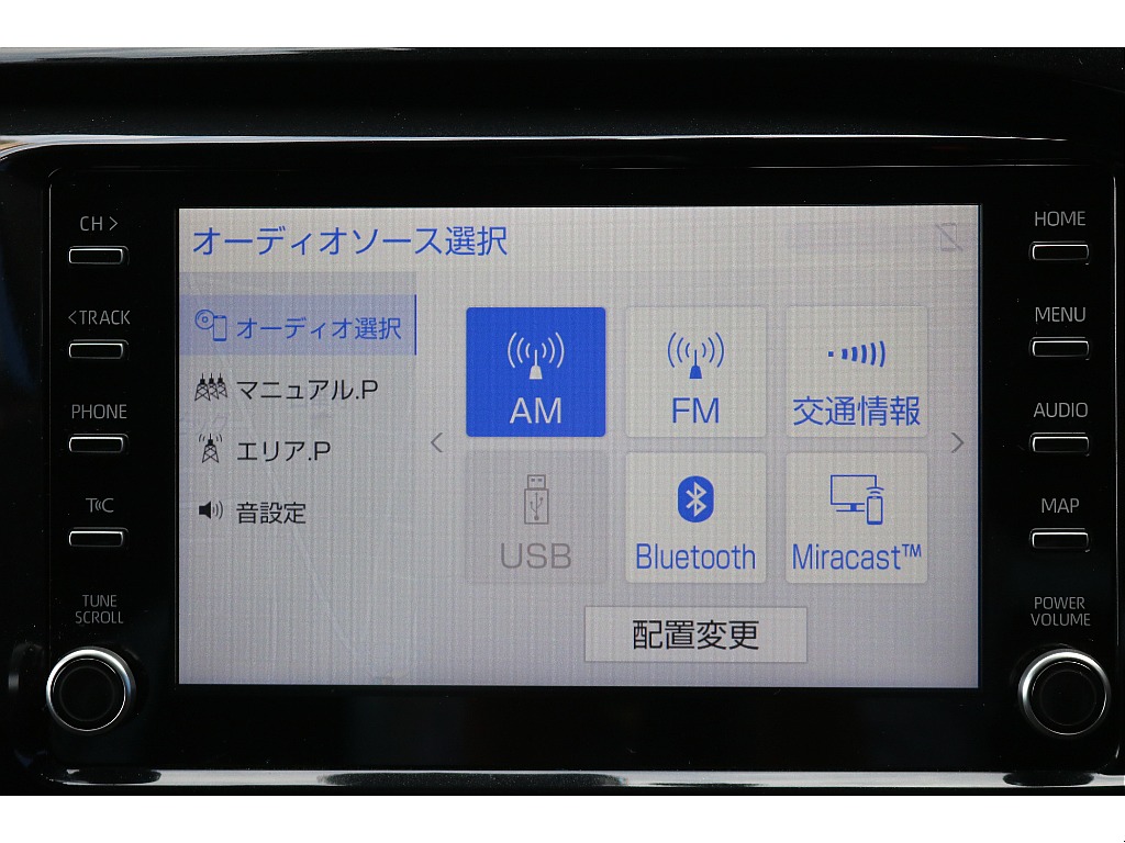 トヨタ純正ディスプレイオーディオが標準装備。appleのcarplayも対応しています。