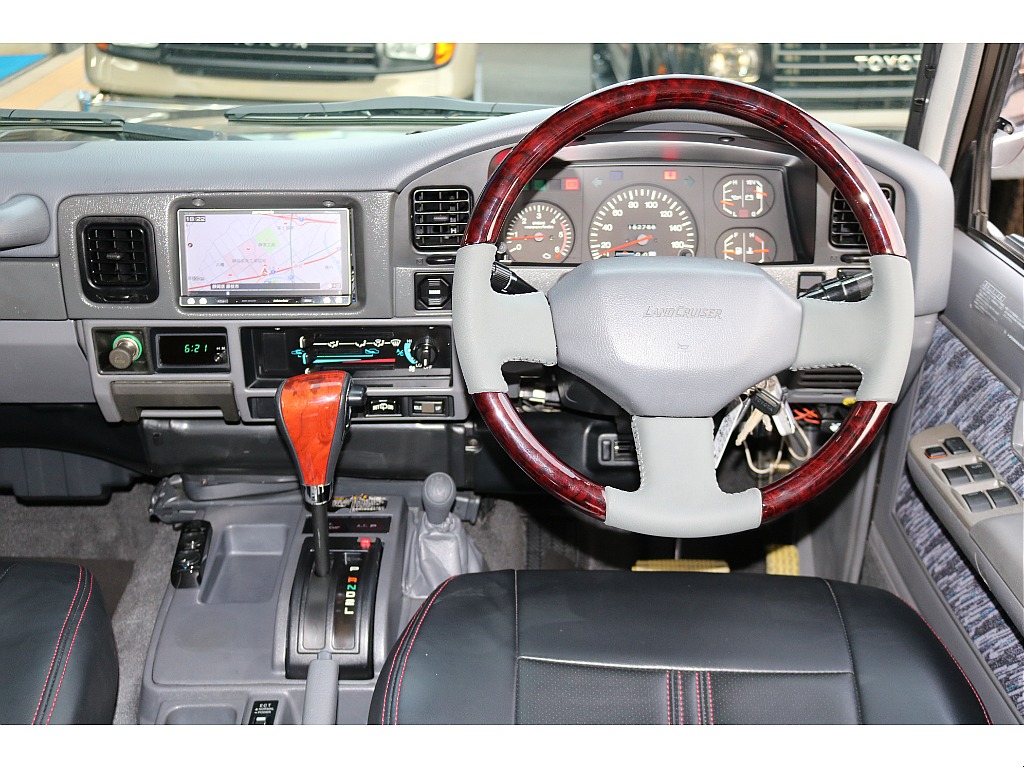 トヨタ ランドクルーザープラド プラド5ドア3.0DT SXワイド 4WD セパンブロンズオールP 静岡県の詳細画像 その12