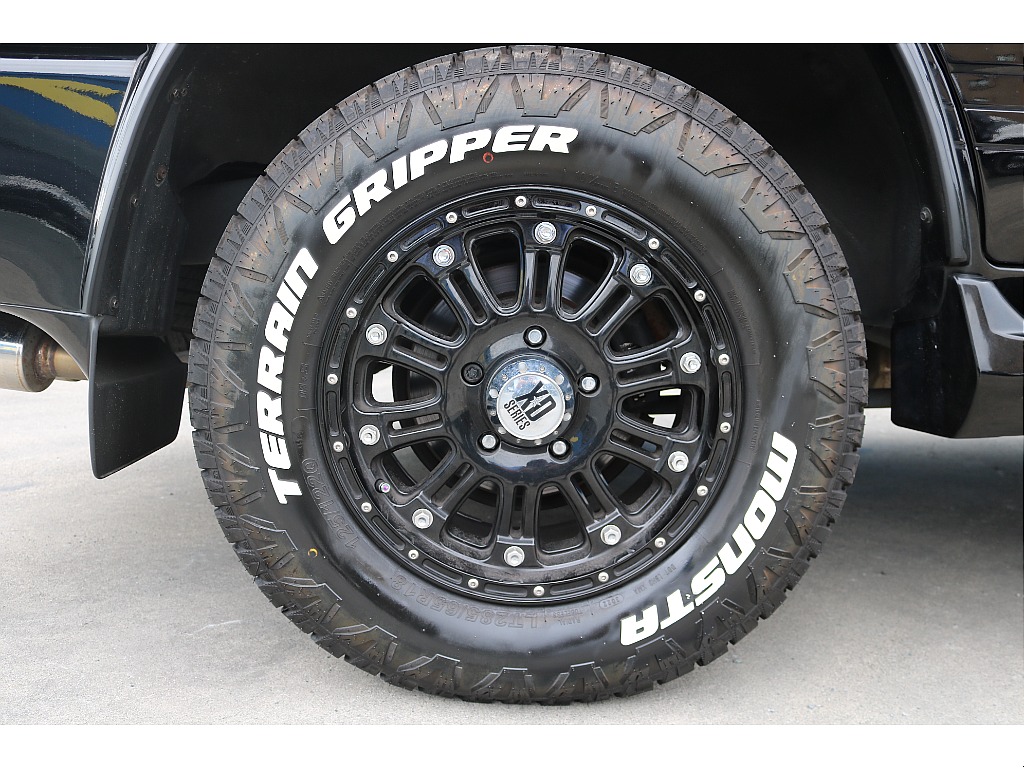 トヨタ ランドクルーザーシグナス シグナス4.7 4WD ブラックオールP ５速AT マルチレス 静岡県の詳細画像 その16