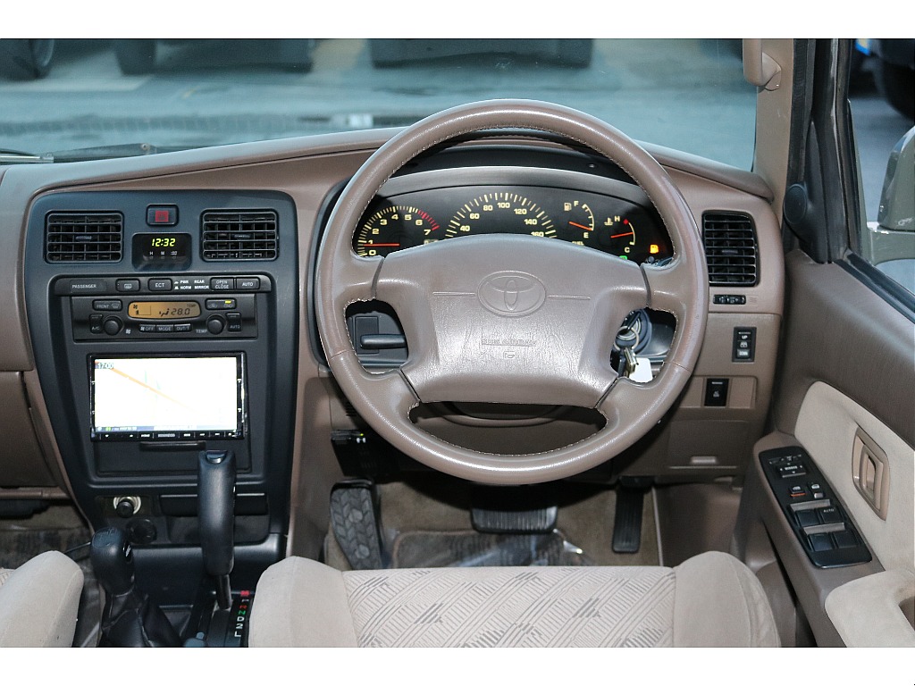 2000 Toyota Hilux Surf 