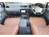 新品でブラウンシートカバーをインストール致しました。