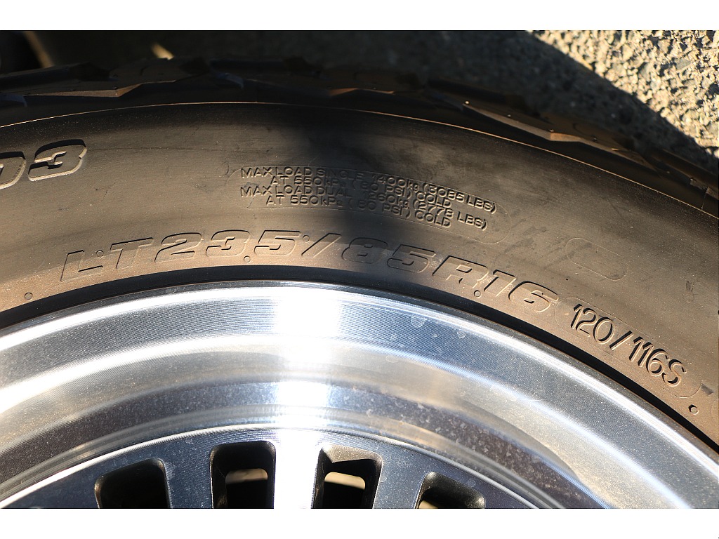 トヨタ ランドクルーザー80(33枚目)