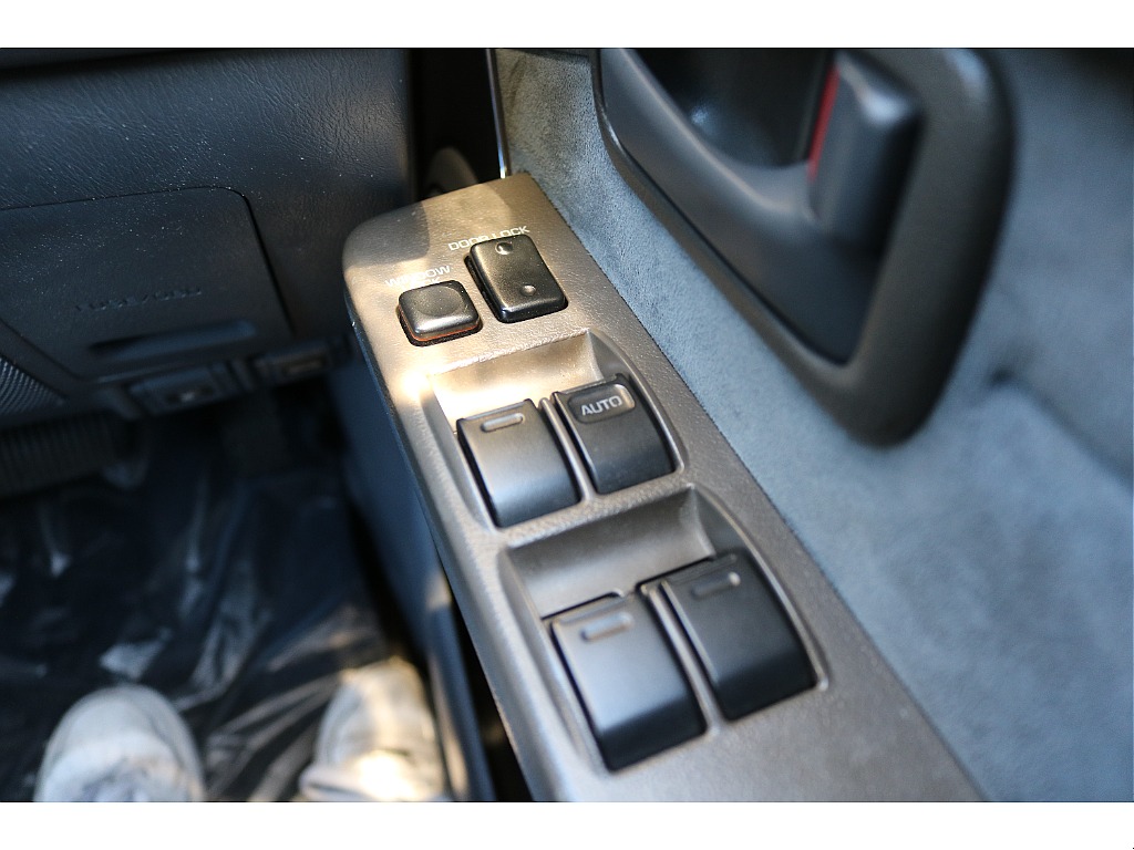 トヨタ ランドクルーザー80(35枚目)