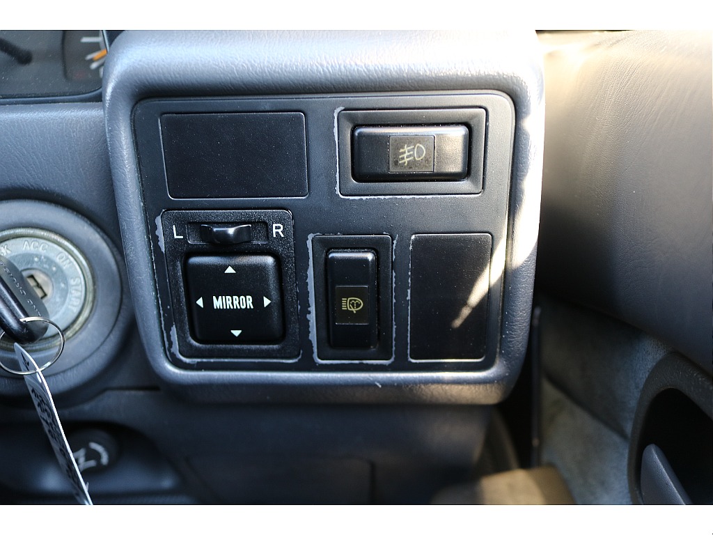 トヨタ ランドクルーザー80(36枚目)