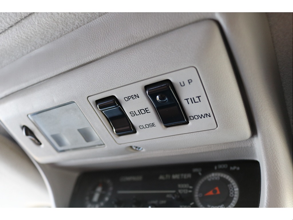 トヨタ ランドクルーザー80(51枚目)