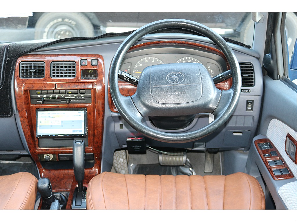 1997 Toyota Hilux Surf 