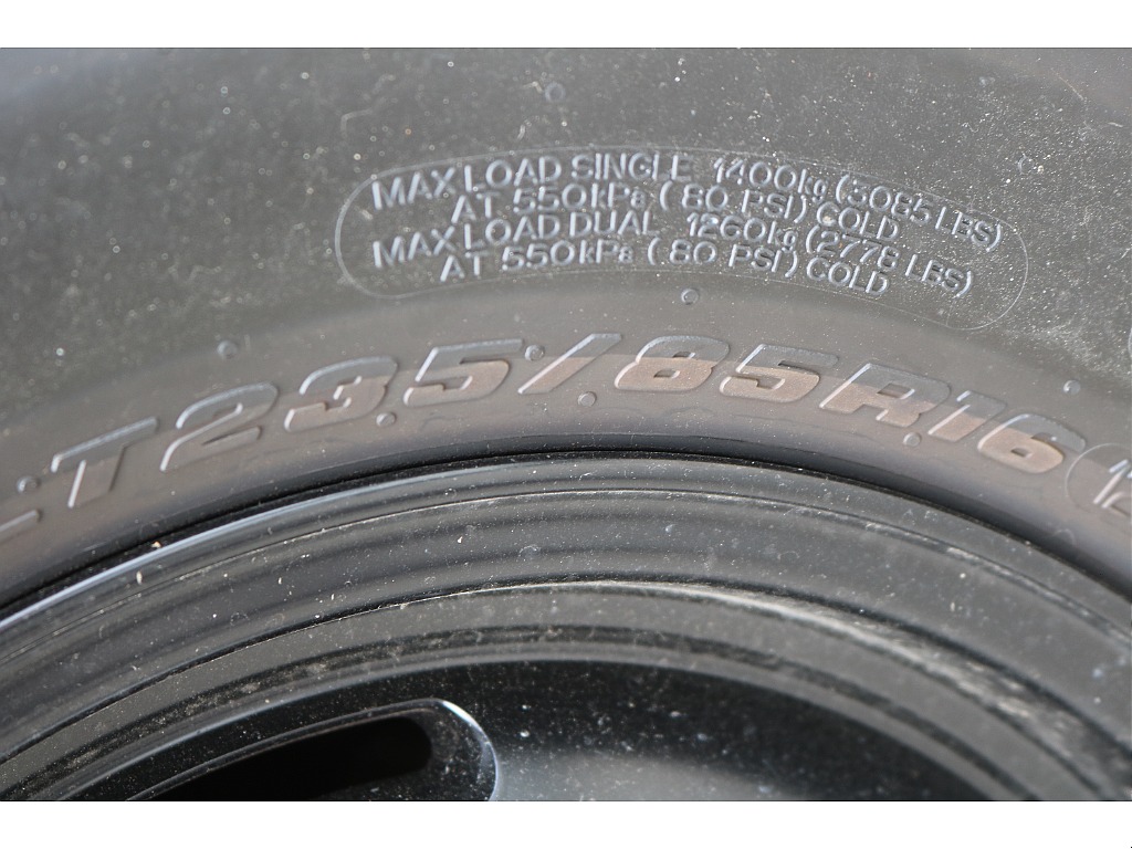 トヨタ ランドクルーザー100(24枚目)