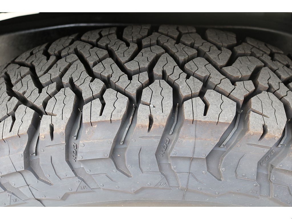 トヨタ ランドクルーザー100(26枚目)