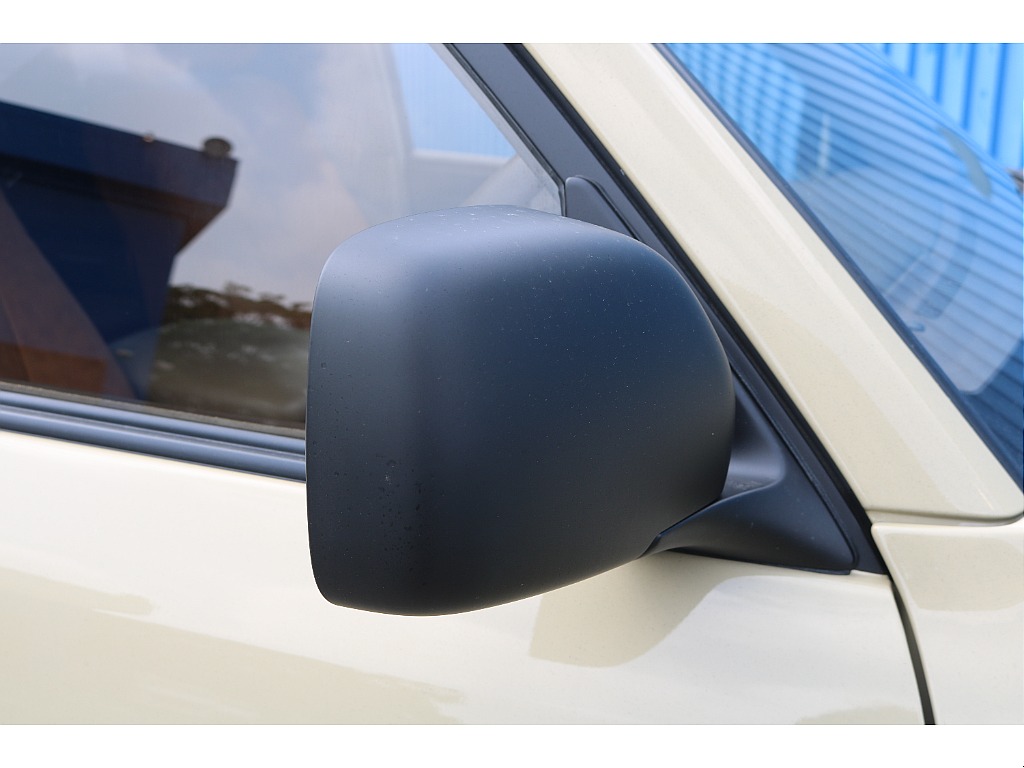 トヨタ ランドクルーザー100(28枚目)