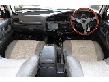 新品でクラッシックシートカバー取り付け致しました。