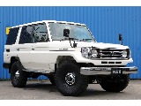 トヨタ ランドクルーザー70(3枚目)