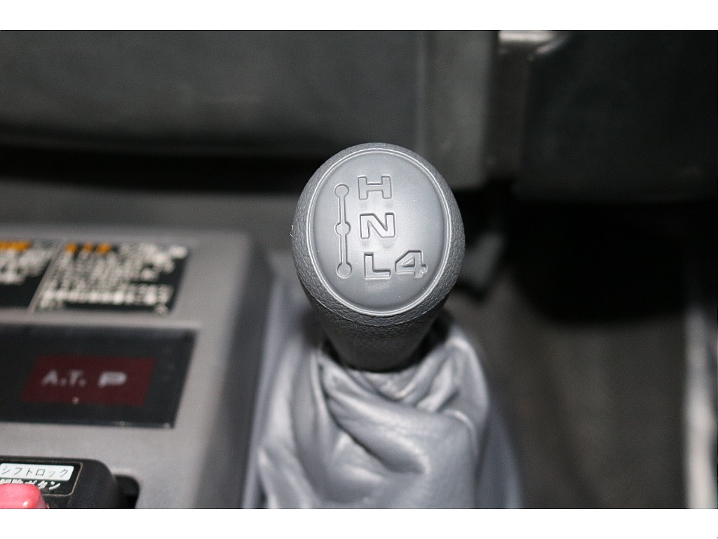 トヨタ ランドクルーザープラド(48枚目)