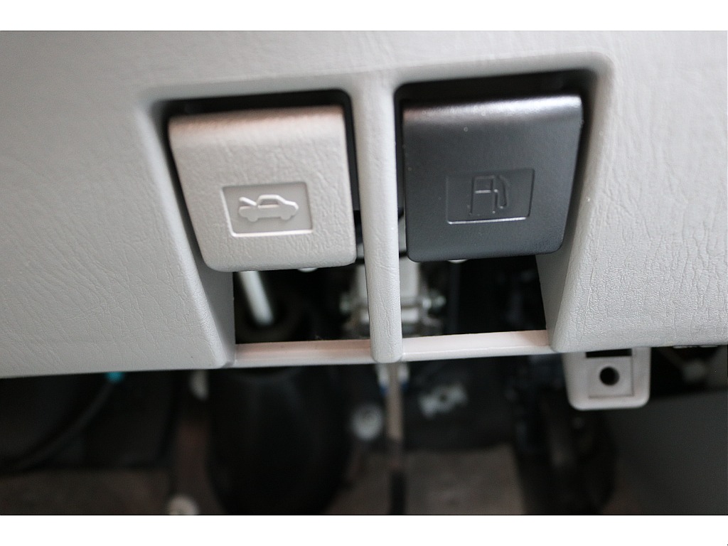 トヨタ ランドクルーザープラド(53枚目)