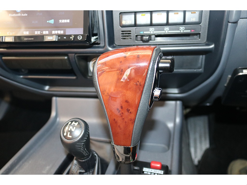 ウッドコンビシフト