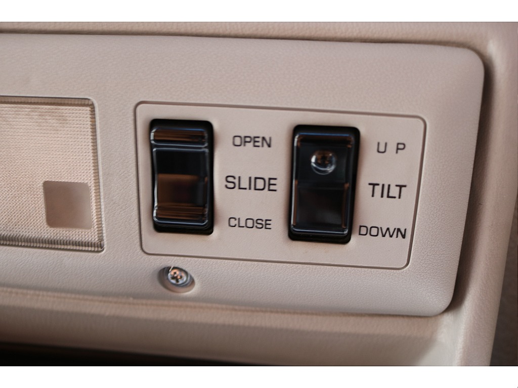 サンルーフスイッチ