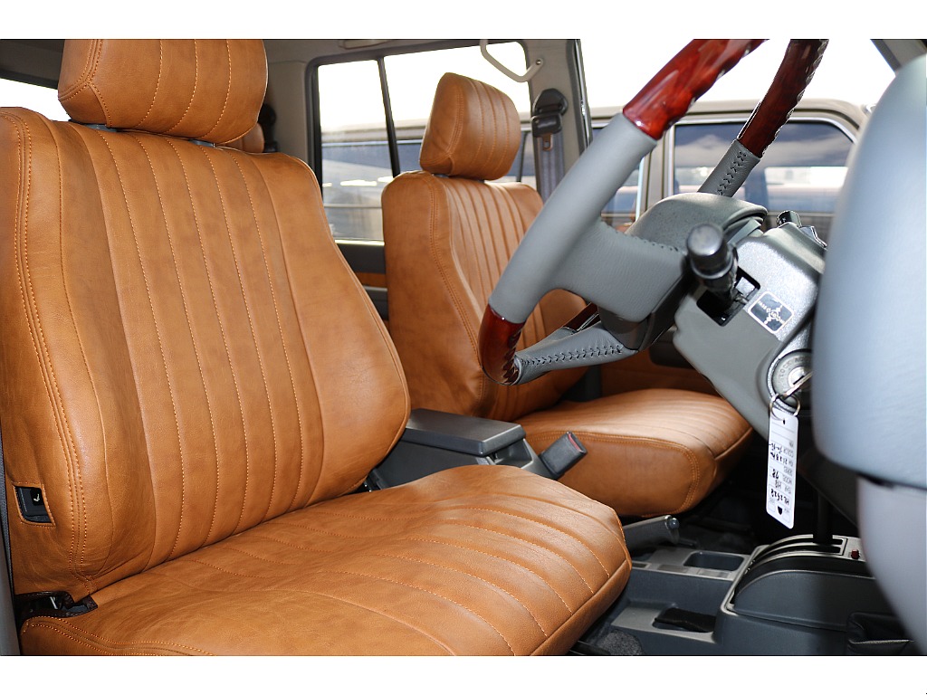 トヨタ ランドクルーザープラド(14枚目)