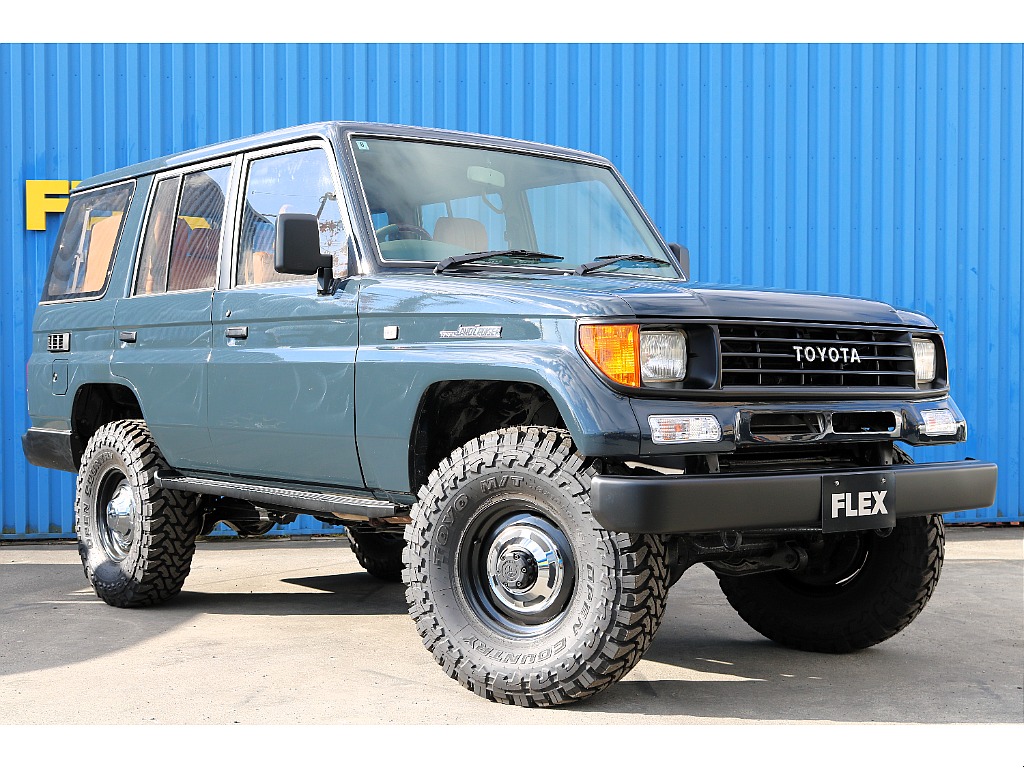 トヨタ ランドクルーザープラド(3枚目)