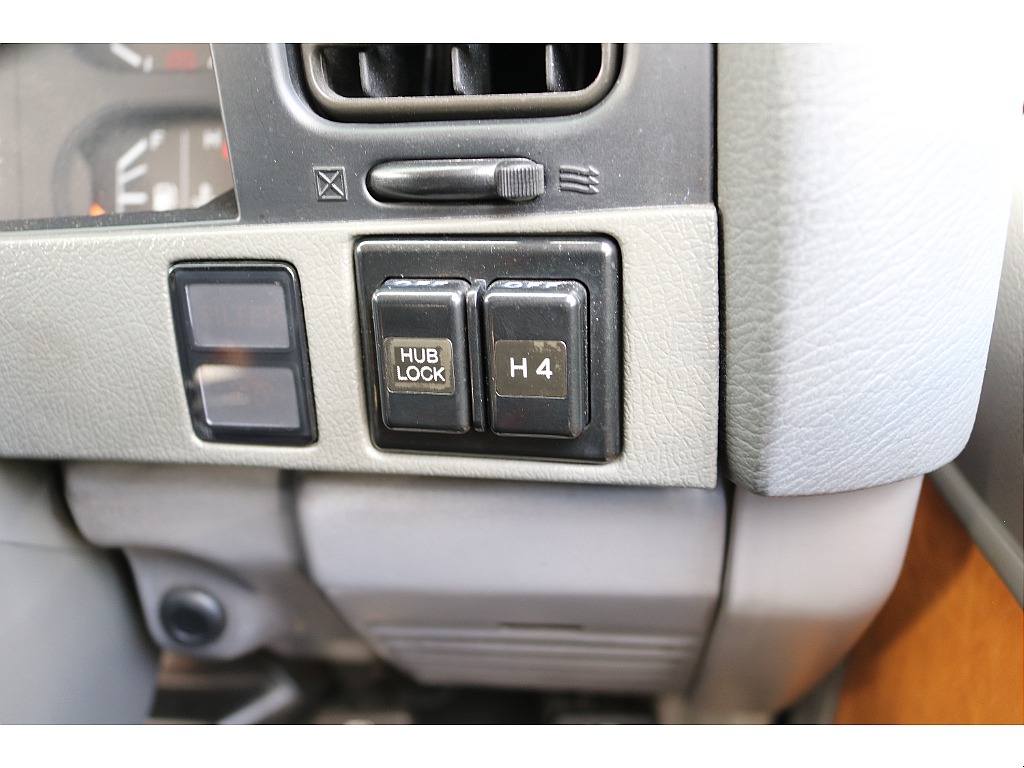 トヨタ ランドクルーザープラド(41枚目)