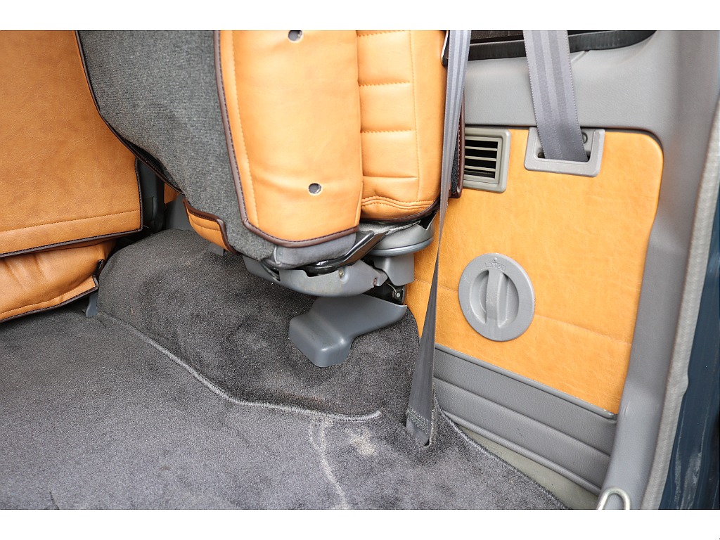 トヨタ ランドクルーザープラド(55枚目)