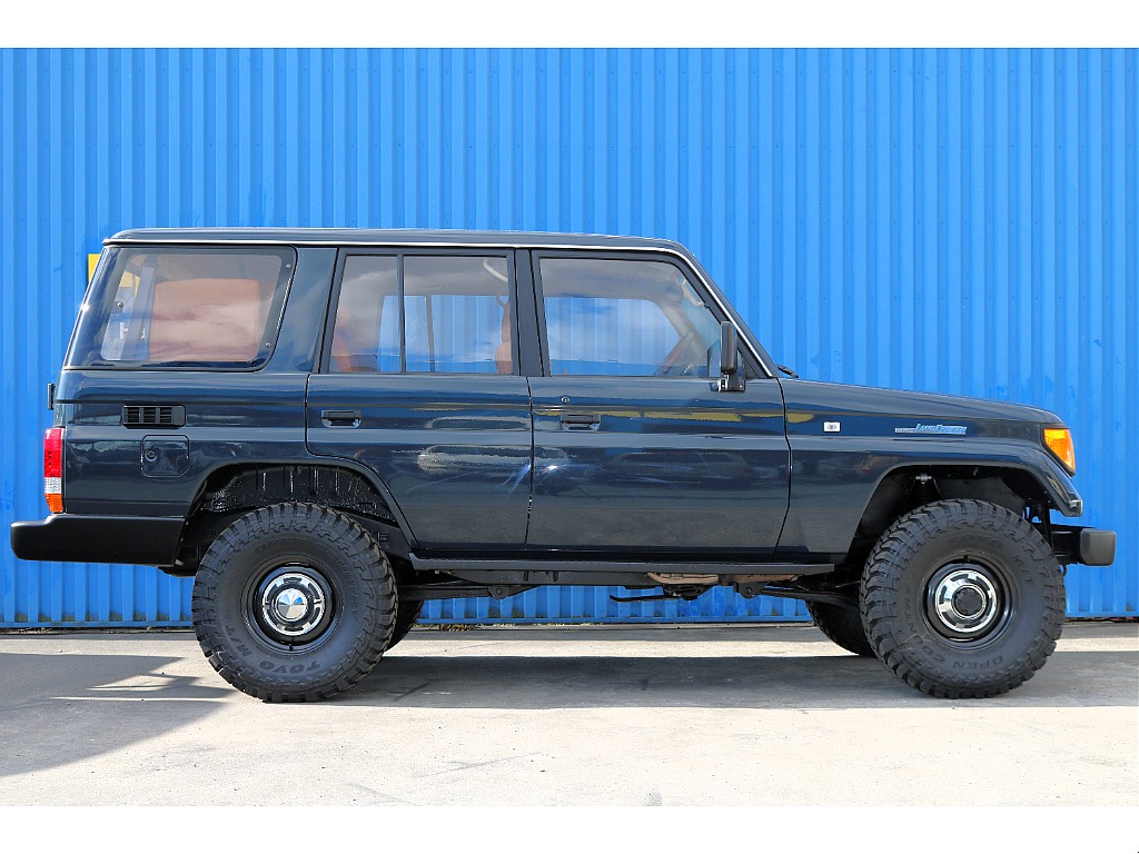 トヨタ ランドクルーザープラド(6枚目)