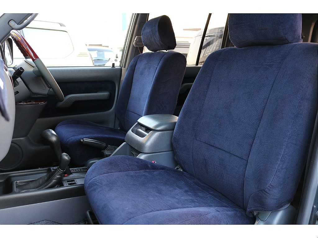 トヨタ ランドクルーザープラド(13枚目)