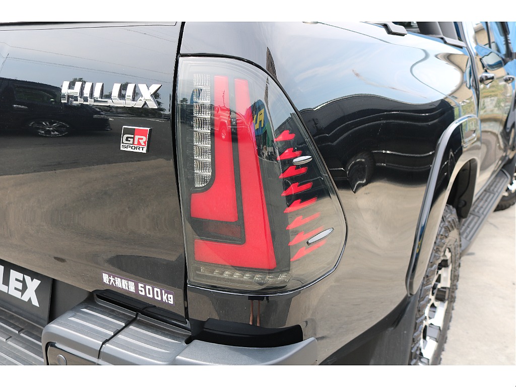 FLEX製LEDテールランプ