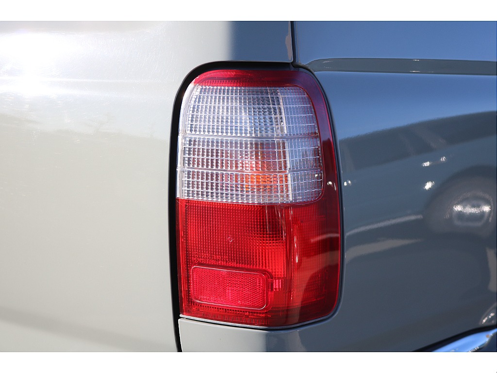 トヨタ ハイラックスサーフ(13枚目)