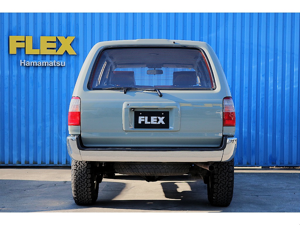 トヨタ ハイラックスサーフ(8枚目)