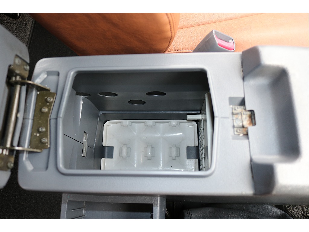 コンソールボックス