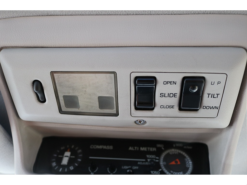 サンルーフスイッチ