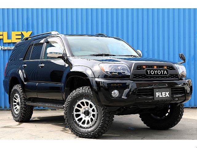 2インチリフトアップを施し迫力のある1台となっております。