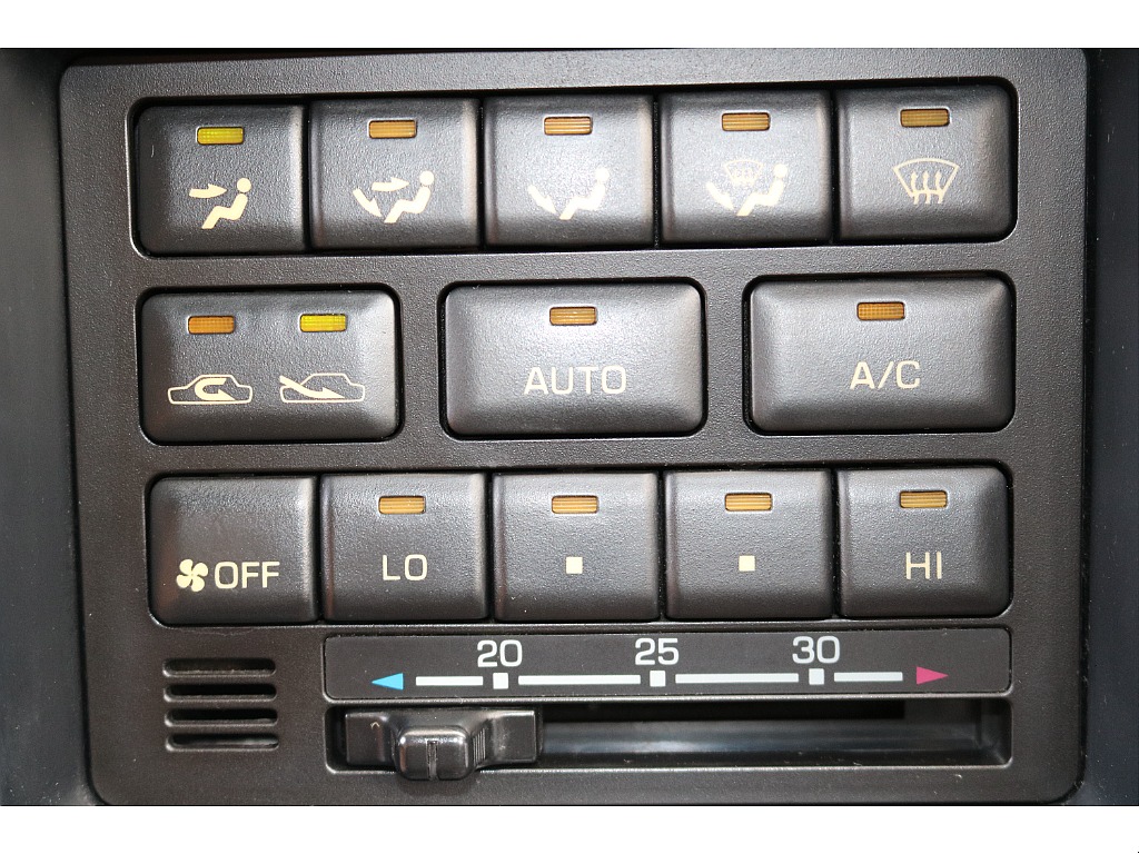 トヨタ ランドクルーザー80(45枚目)