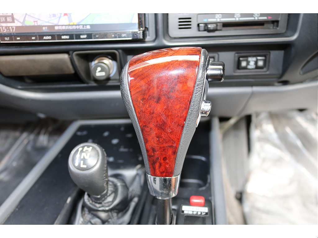 トヨタ ランドクルーザー80(46枚目)