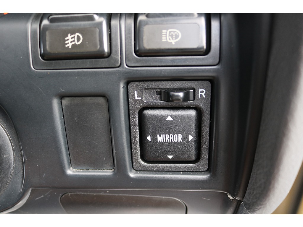 トヨタ ランドクルーザー80(50枚目)