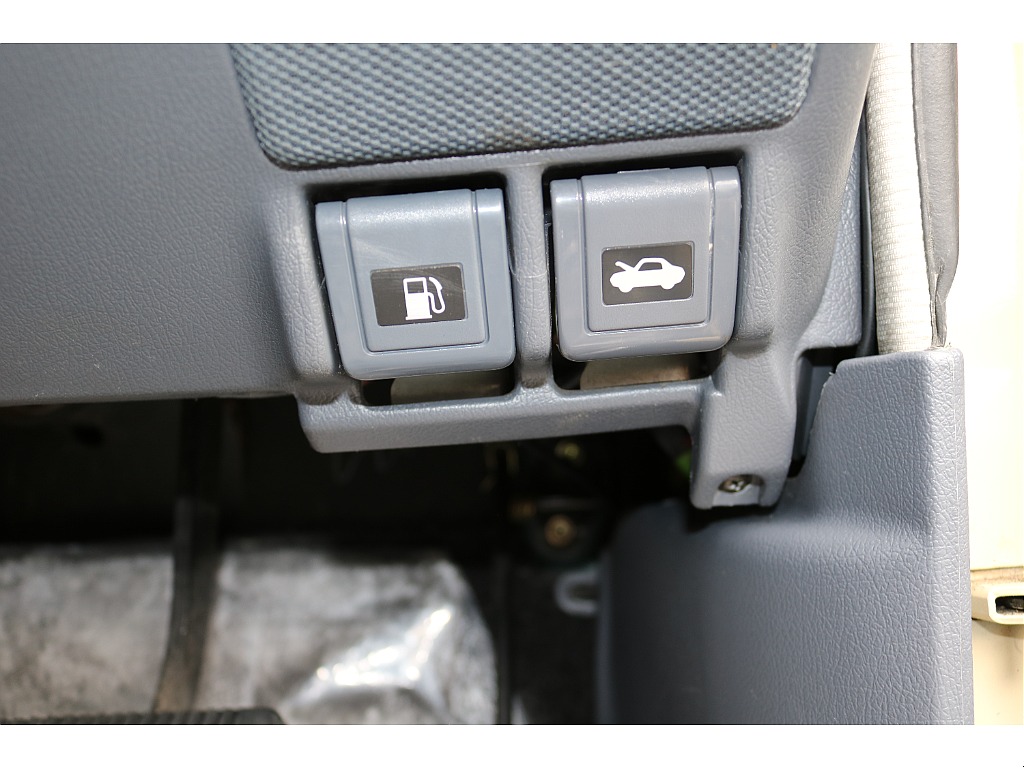 トヨタ ランドクルーザー80(51枚目)