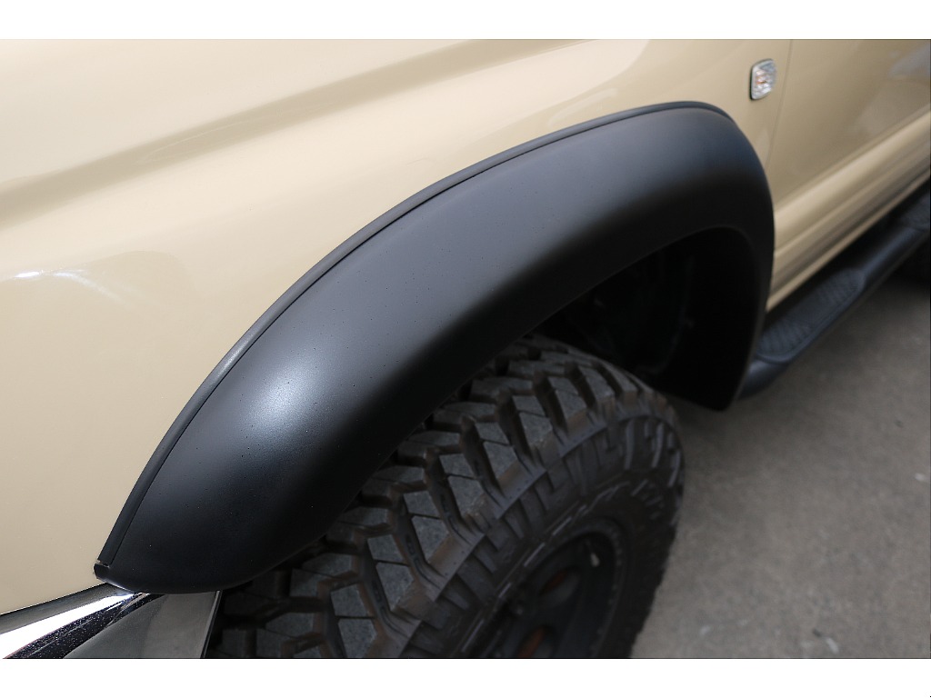 オーバーフェンダー