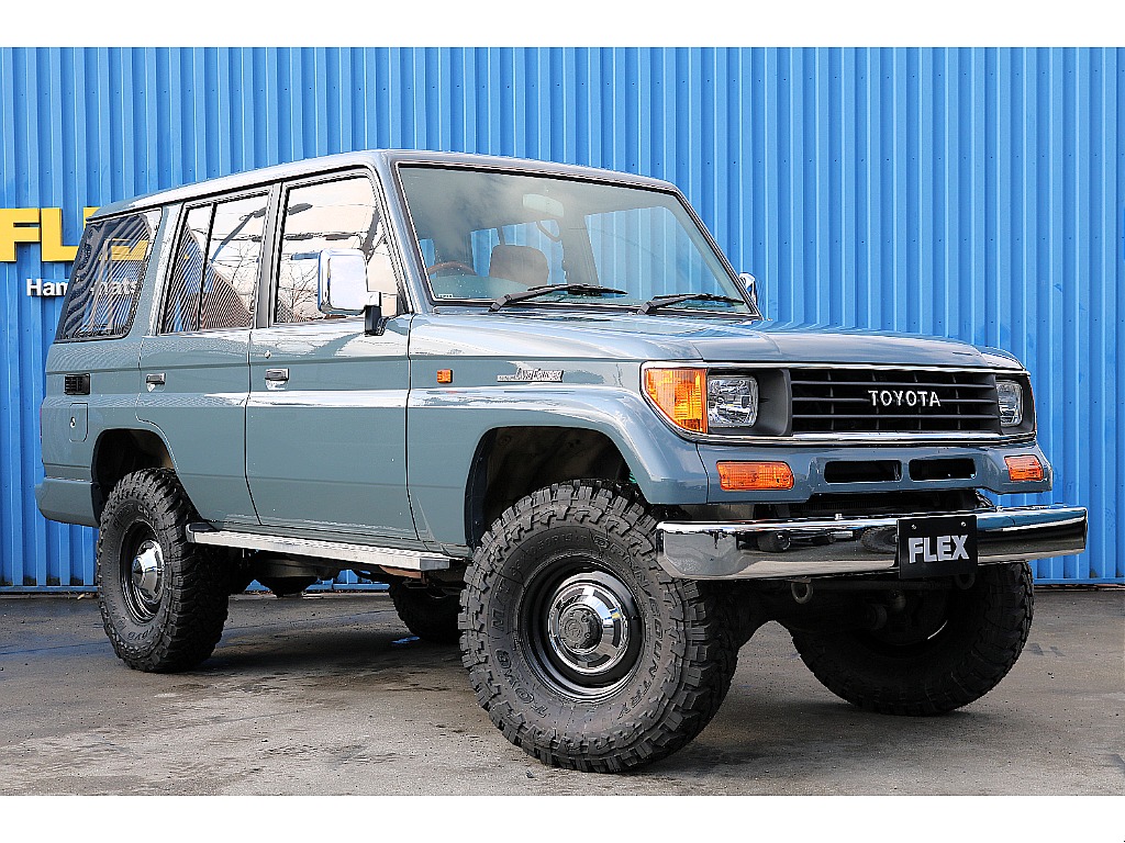 トヨタ ランドクルーザープラド(3枚目)