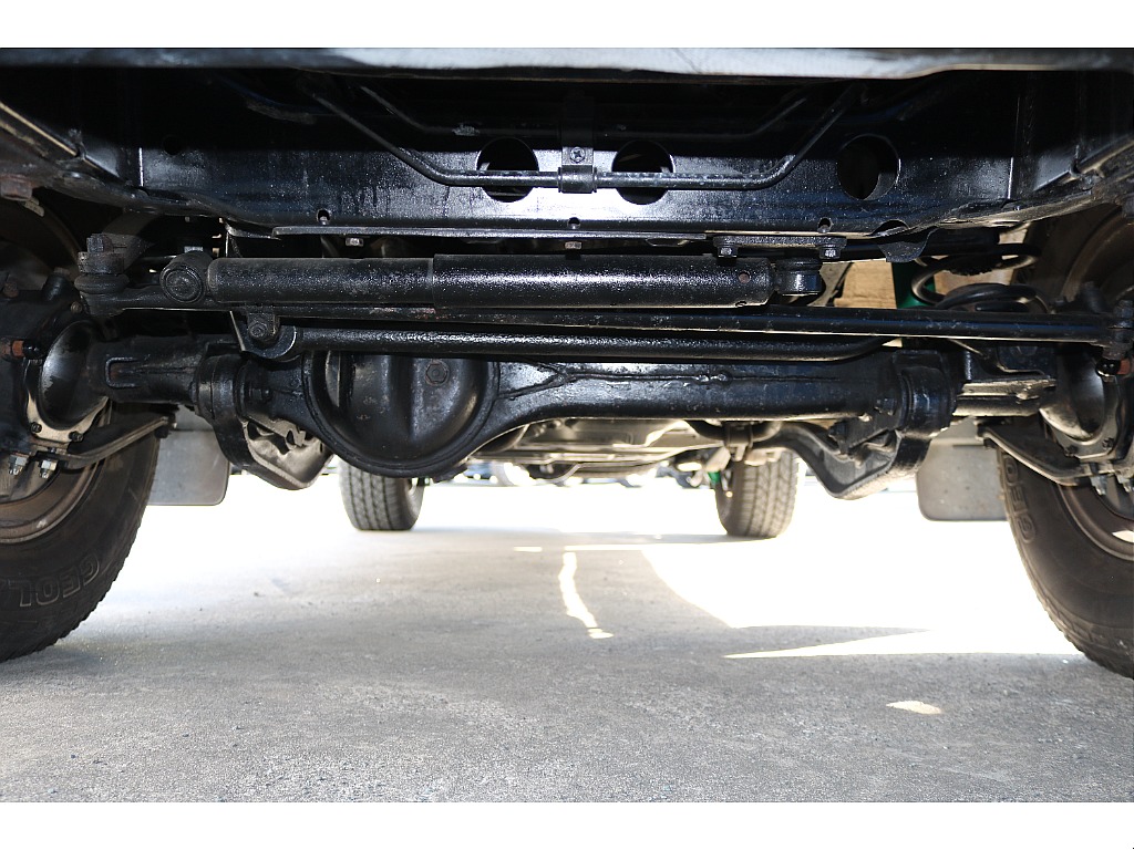 トヨタ ランドクルーザー80(34枚目)