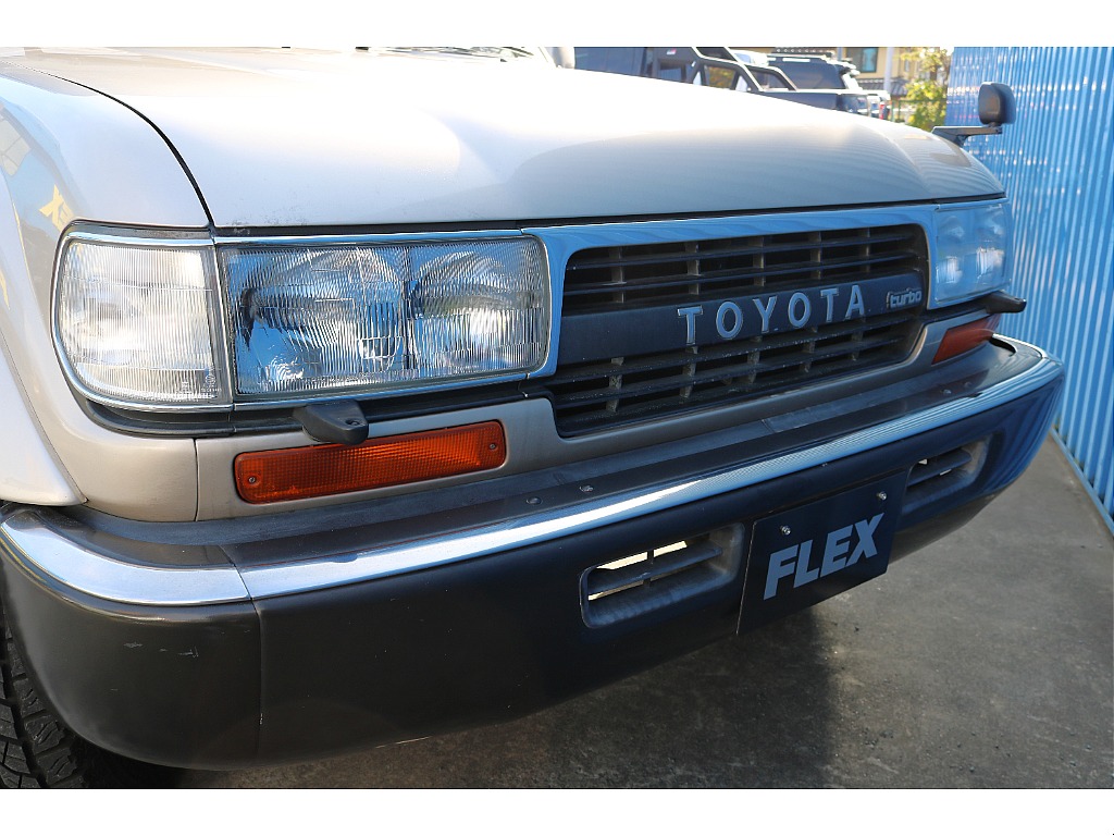 トヨタ ランドクルーザー80(9枚目)