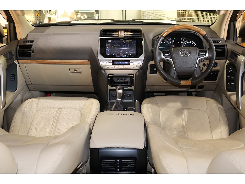 トヨタ ランドクルーザープラド(2枚目)