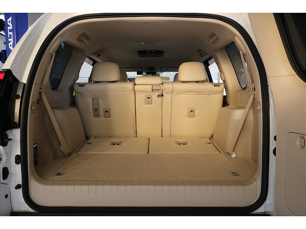 トヨタ ランドクルーザープラド(16枚目)