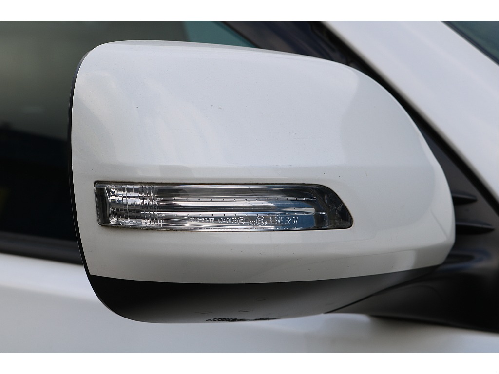 トヨタ ランドクルーザープラド(28枚目)