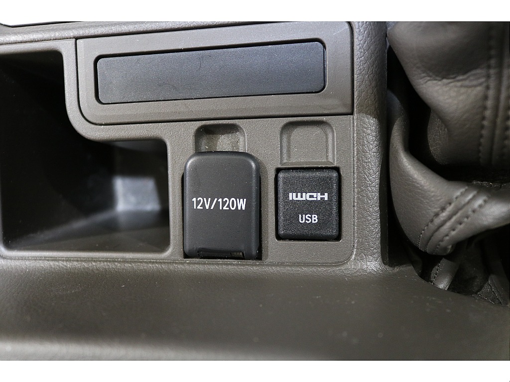 トヨタ ランドクルーザープラド(52枚目)