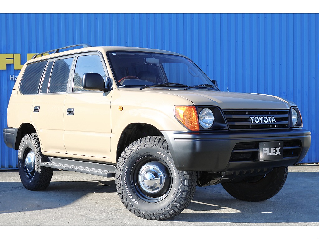 トヨタ ランドクルーザープラド(3枚目)